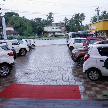 Mandara Residency Hotel Kaup ภายนอก รูปภาพ