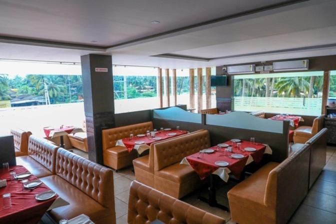 Mandara Residency Hotel Kaup ภายนอก รูปภาพ